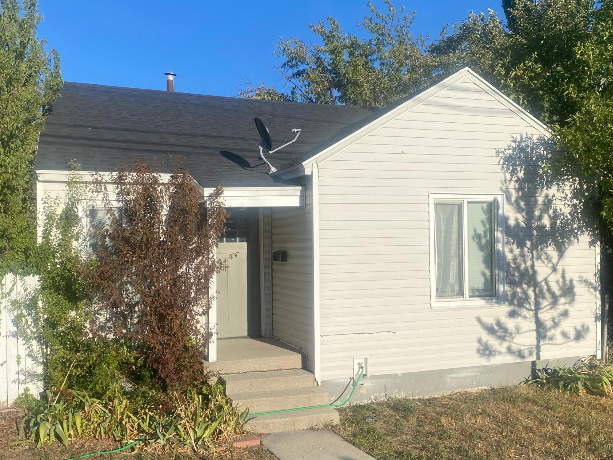ווסט ואלי סיטי Cute Entire Small House With Large Yard! Pets Welcome! מראה חיצוני תמונה